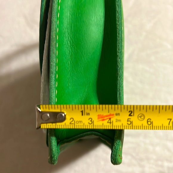 FOSSIL GREEN Leather BAG. With Gold details. - Picture 11 of 12